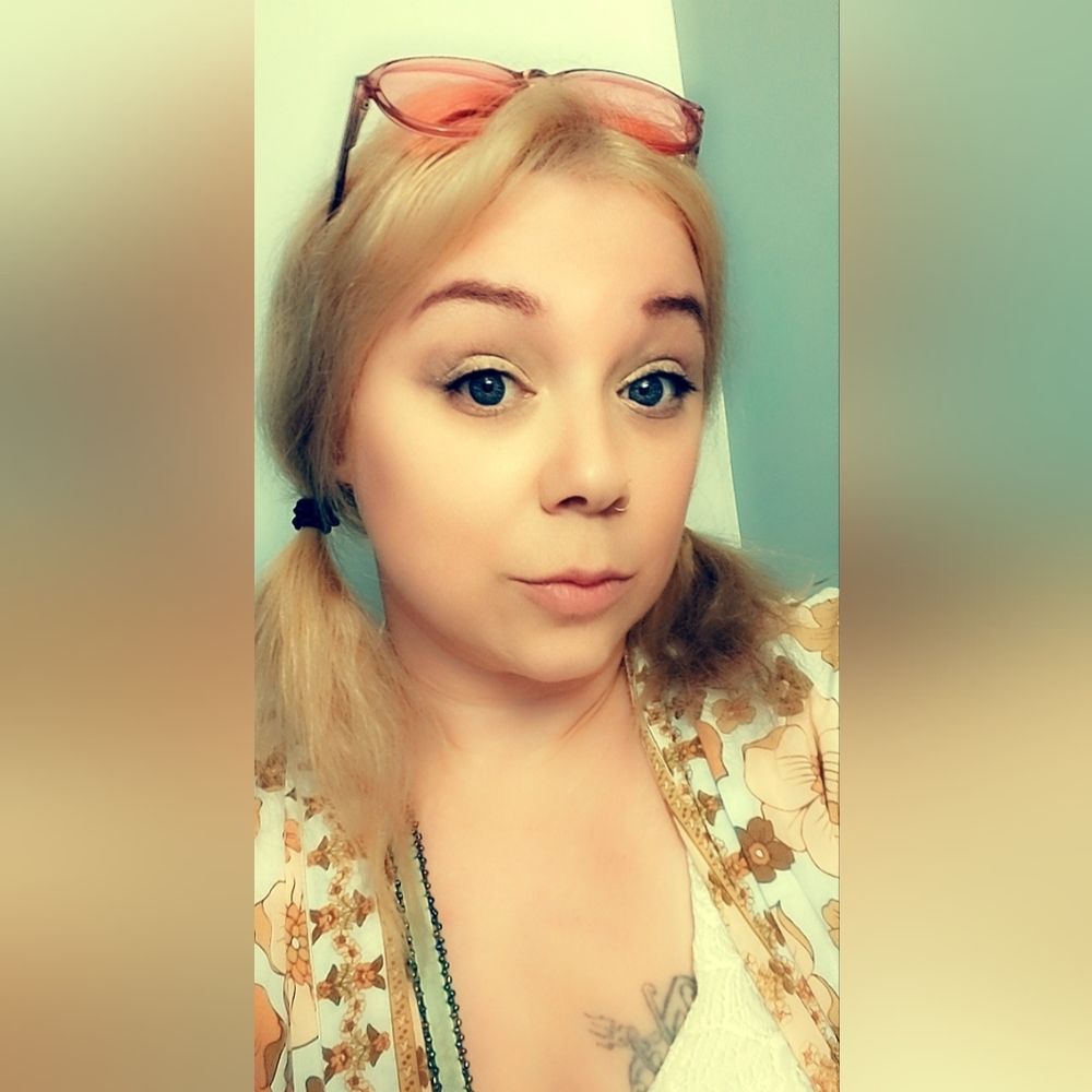 Meet your Posher, Jeni